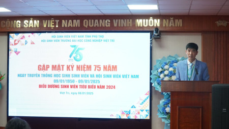 Gặp mặt kỷ niệm 75 năm Ngày truyền thống học sinh, sinh viên