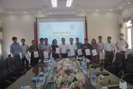 Lãnh đạo Công ty cổ phần ATM LUCKY Việt Nam đến thăm và làm việc với Trường Đại học Công nghiệp Việt Trì